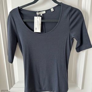 Gray Vince shirt small